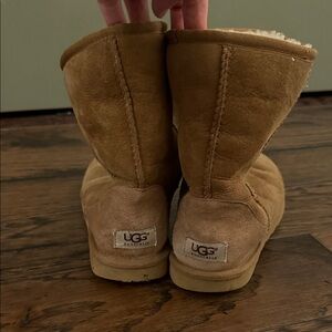 UGG Short Suede Shearling Boots - Chestnut Brown
